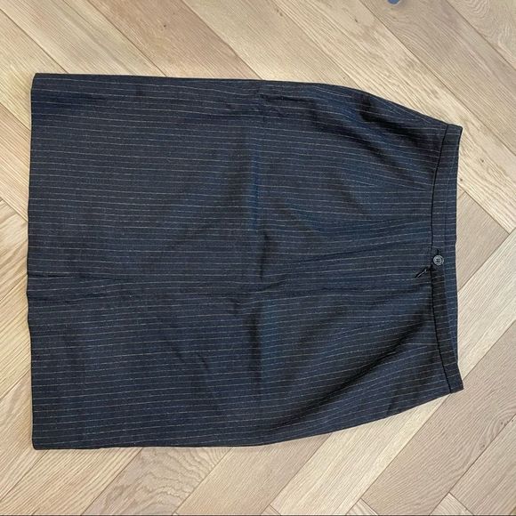 Luciano Barbera wool and cashmere skirt - Picture 6 of 10